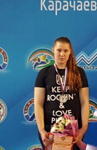 2 волгоградки стали медалистками чемпионата страны по борьбе на поясах