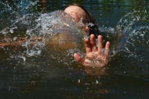 В Урюпинске 9-летний мальчик утонул в реке Хопёр
