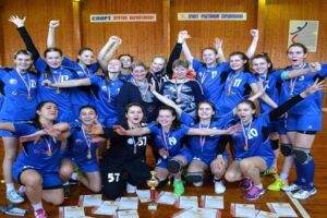 Молодые волгоградские гандболистки стали лучшими в стране