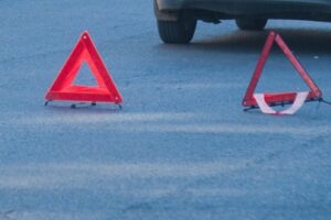 В Волгограде маршрутка врезалась в столб