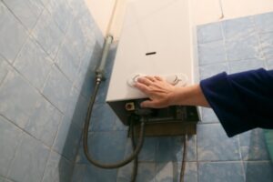 Волгоградцы узнали, огонь какого цвета в газовой колонке говорит об опасности