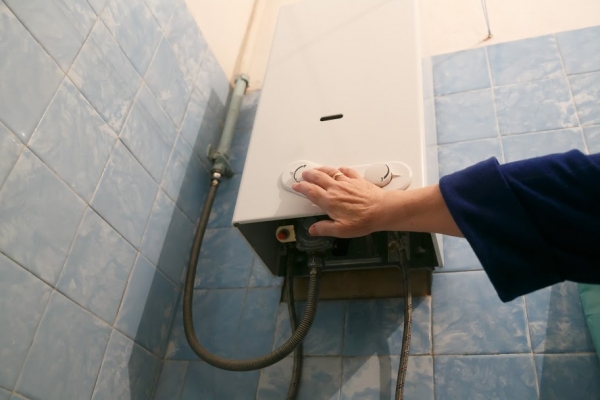 Волгоградцы узнали, огонь какого цвета в газовой колонке говорит об опасности