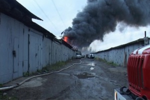 70-летний мужчина пострадал при пожаре в гараже в Городище