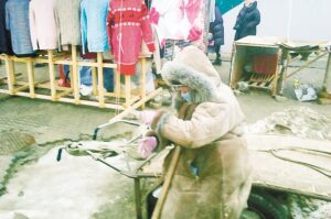 Одинокая и голодная: волгоградка несколько лет живет на улице