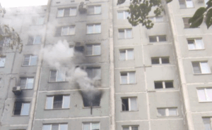 На севере Волгограда горела квартира в жилом 9-этажном доме