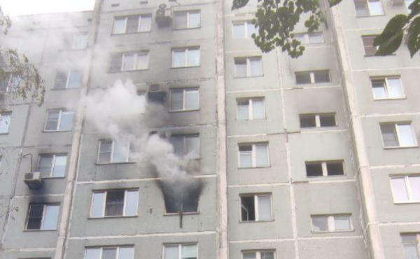 На севере Волгограда горела квартира в жилом 9-этажном доме