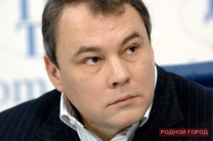 В Волгоградской области горел особняк ведущего «Первого канала» Петра Толстого