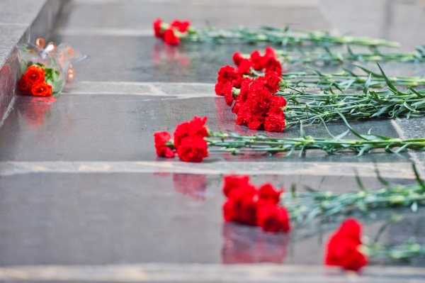 Умер музыкант групп «Колибри» и «Сплин» Олег Эмиров