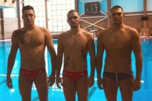 Юниорская сборная страны по водному поло с победы начала турнир в Тбилиси