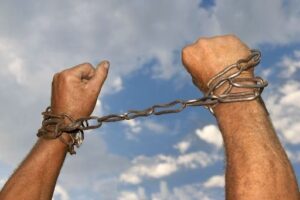 Волгоградскую семью с младенцем освободили из рабства в Дагестане