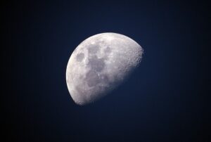 Ученые разработали новый план изучения Луны