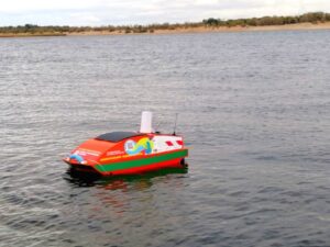 На водоемах Волгоградской области тестируют дрон-эколог