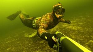 Волгоградцы рассказывают о хитростях подводной охоты