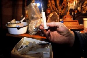 29-летняя жительница Волгограда организовала наркопритон