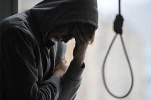 Волжанин повесился из-за долгов по кредитам и расставания с супругой