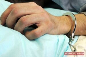 В Волгограде подозреваемый выпрыгнул из окна кабинета следователя