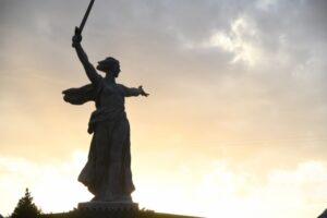 Андрей Бочаров предложил полностью реконструировать Мамаев курган