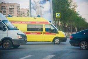 Фура задавила байкера на юге Волгограда