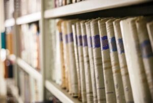 Библиотекари из Волгограда получили благодарность за вклад в сохранение книг