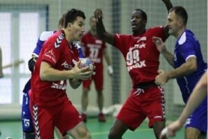 Волгоградский «Каустик» сыграл вничью с астраханским «Динамо»