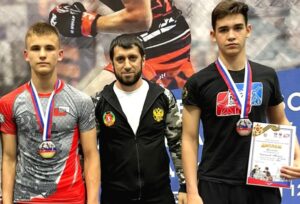 Волгоградцы взяли 2 медали на первенстве России по ММА