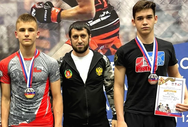 Волгоградцы взяли 2 медали на первенстве России по ММА