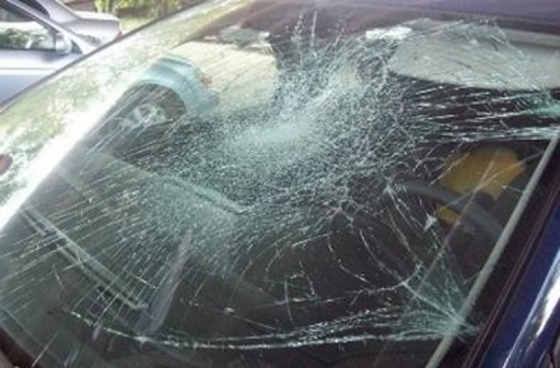 На свадьбе под Волгоградом пьяный хуторянин разбил авто гостя