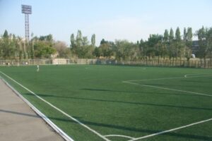 Тренировочную площадку ВГАФК отремонтируют