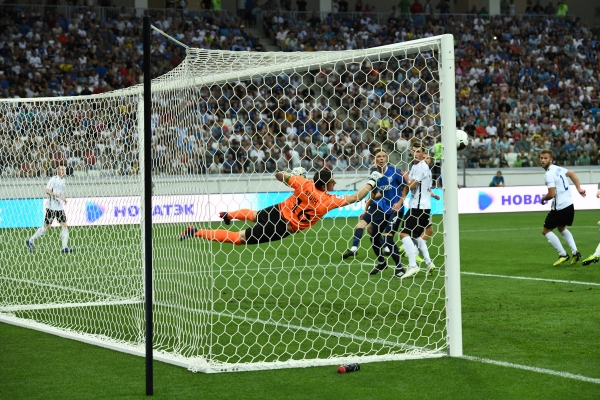 Волгоградский «Ротор» сравнял счет в матче с «Шинником»