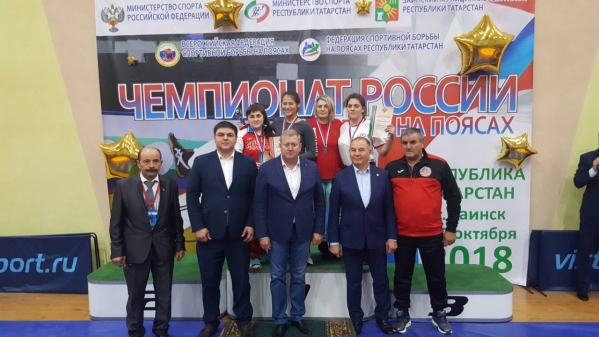 Фроловчанка взяла медаль чемпионата России по борьбе на поясах