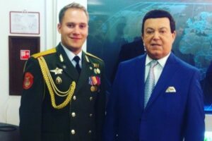 Погибший в авиакатастрофе Евгений Булочников знал семь иностранных языков