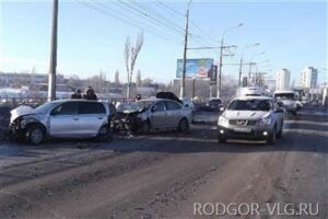 Полиция установила скрывшегося с места ДТП на дамбе волгоградца