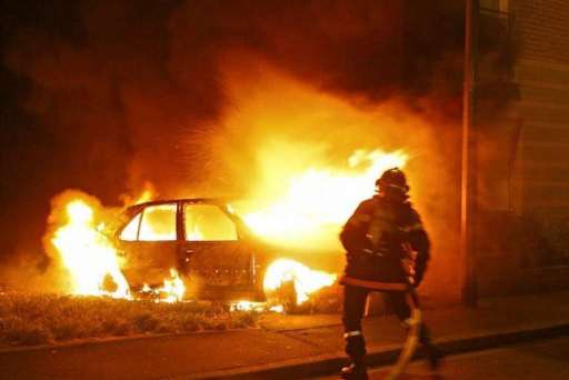 Ночью в Волгограде горели две иномарки