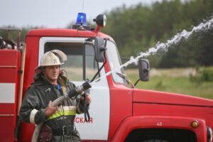 В ходе пожара в Волгограде эвакуировано 150 человек, есть погибший