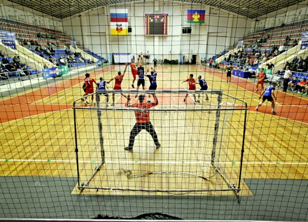 Вояж на юг волгоградскому «Каустику» не удался