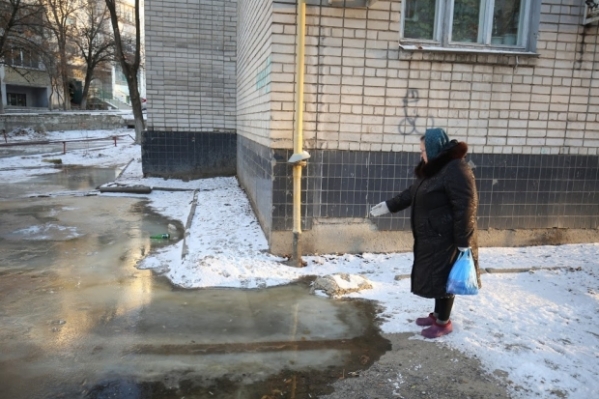 УК выплатит волгоградке более 50 тысяч рублей за лечение сломанной руки