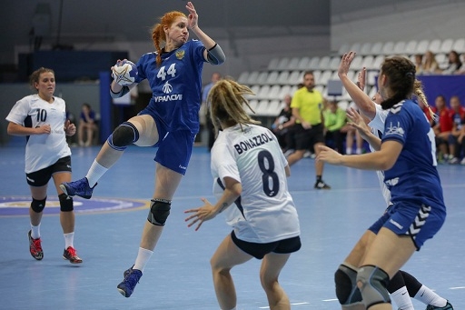 Молодые российские гандболистки вышли в четвертьфинал домашнего Мундиаля