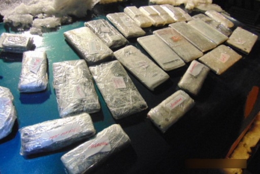 В колонию в Волгограде в колесе собирались провезти 42 телефона