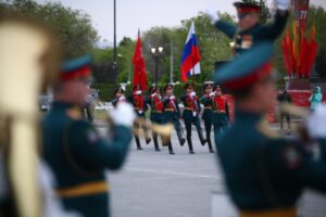 Вечерняя тренировка праздничного парада состоялась в Волгограде