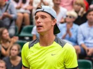 Волгоградский теннисист завершил выступления в Генуе