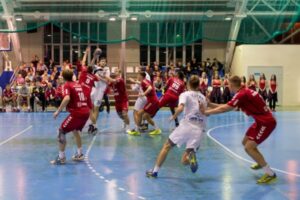 Дублеры волгоградского «Каустика» дважды одолели воронежских гандболистов