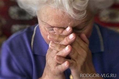 Пенсионерка отдала мошеннику 100 тысяч рублей «налога за лекарства»