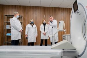 1 января Андрей Бочаров посетил новый корпус онкодиспансера