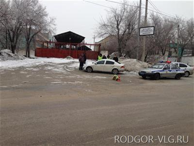 Сбивший волгоградца водитель угнал автомобиль