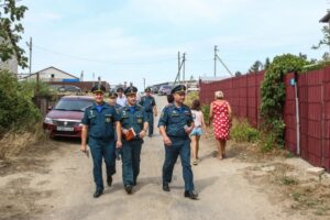 В Волгоградской области сотрудники МЧС провели профилактический рейд