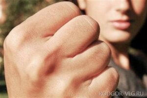 В Волгограде волжанин избил капитана полиции