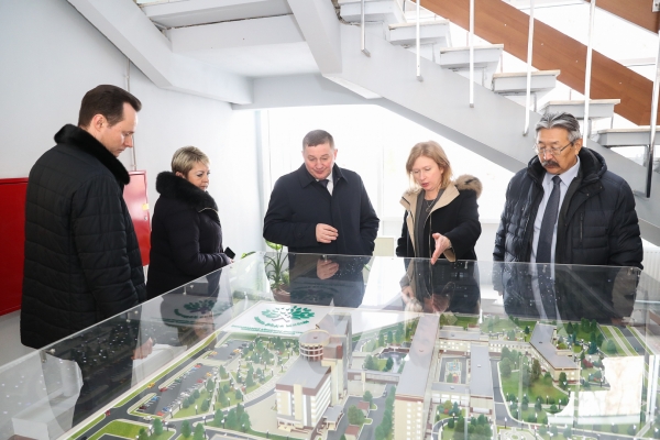 В Волгоградской области реализуют масштабный проект модернизации онкослужбы