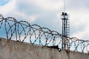 15-летний волгоградец осуждён на 7 лет за надругательство над детсадовцем