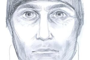 В Волгограде разыскивают серийного насильника в белом шарфе