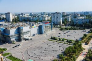 На западе Волгограда воду доставят в больницы и детсады